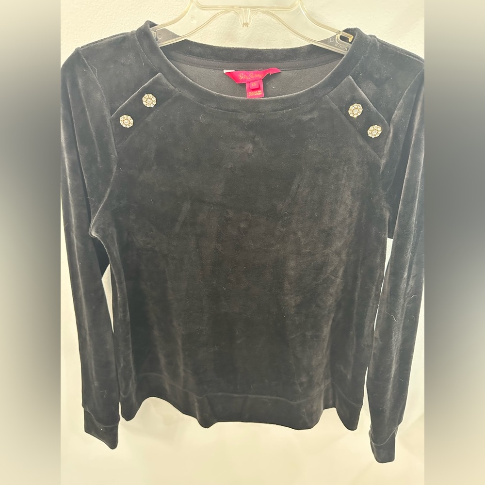 EUC Lilly Pulitzer velour sweatshirt